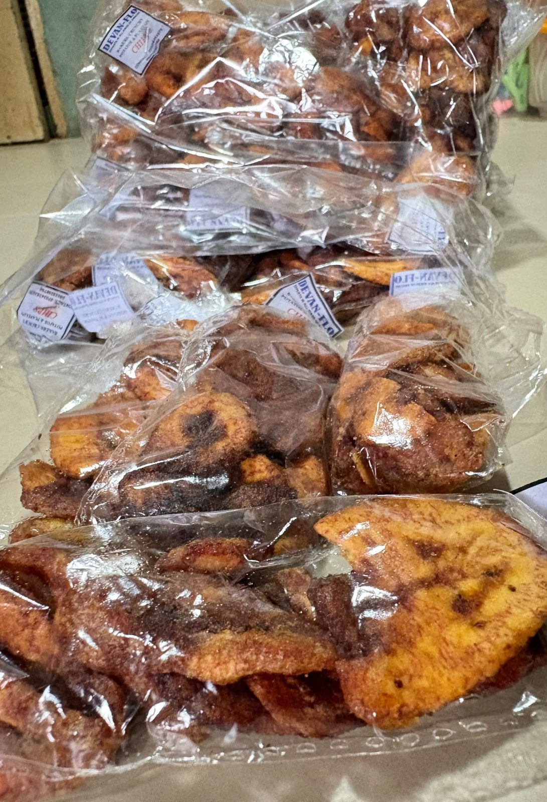 Spicy plaintain chips